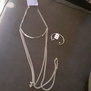 Claire's 3 strand necklace